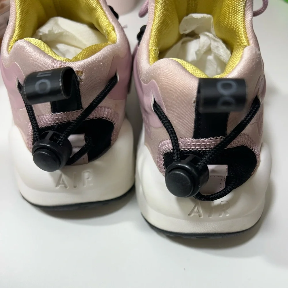 Nike Air Huarache City Move Plum Chalk Running Shoes AO3172-500 Women's Size 7